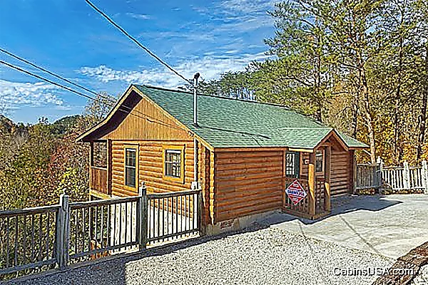 log cabin for sale in pigeon forge tn