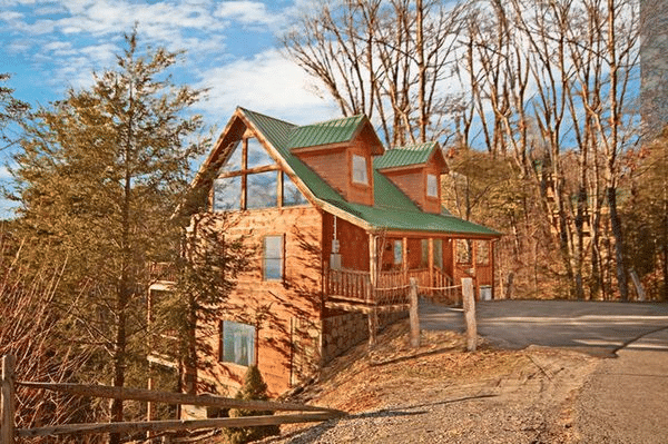 Private Gatlinburg 2BR Cabin Rental