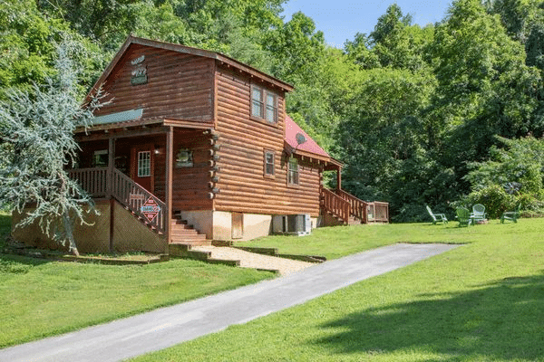 Pet Friendly Lodging Sevierville Tn Moose Lake Lodge